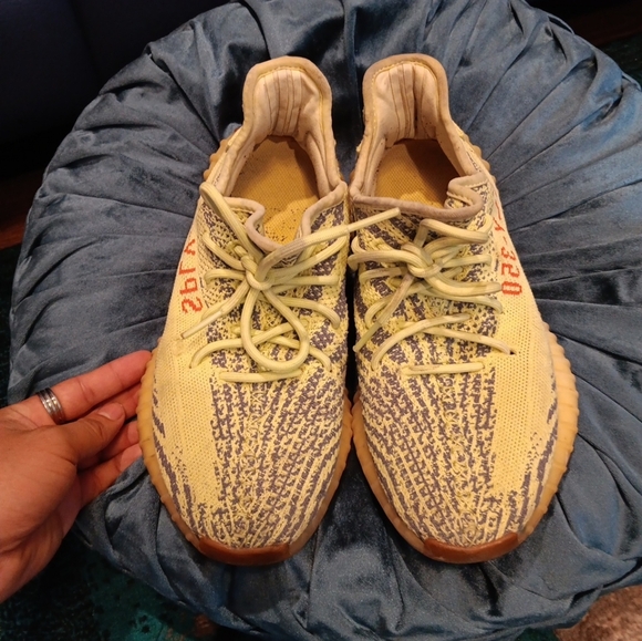 ADIDAS YEEZY BOOST 350 V2 KANYE WEST S FROZEN YELLOW RAW   Size 9 - Picture 4 of 6
